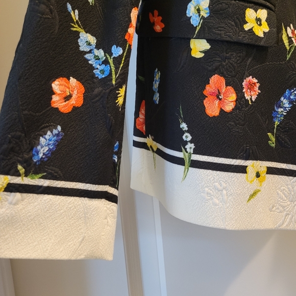 Escada Women's Multicolor Floral Blazer, size 44=XL OR 16 USA. - Picture 4 of 9